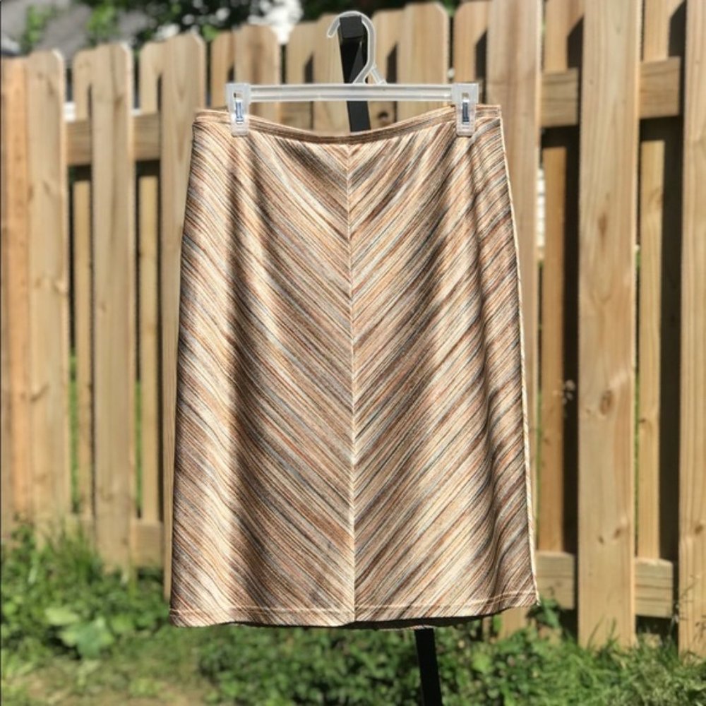 Express perfect slip on chevron pencil skirt